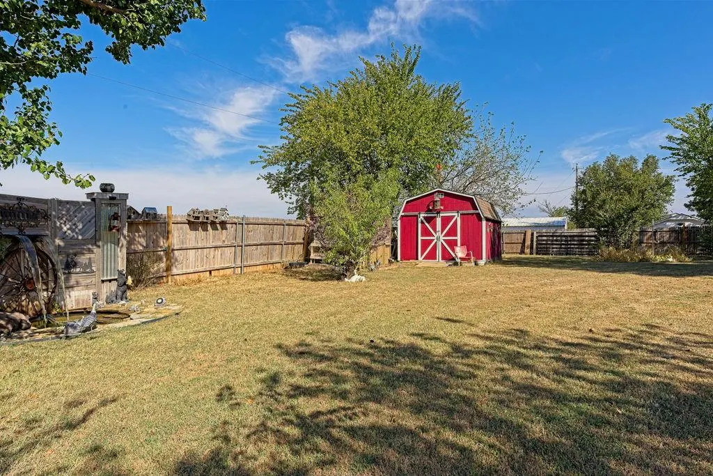 Photo 39 — 1901 S Broadway, Guthrie, OK 73044
