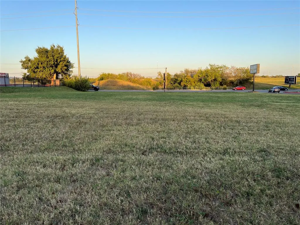 Photo 11 — 12515 N Pennsylvania Avenue, Oklahoma City, OK 73120