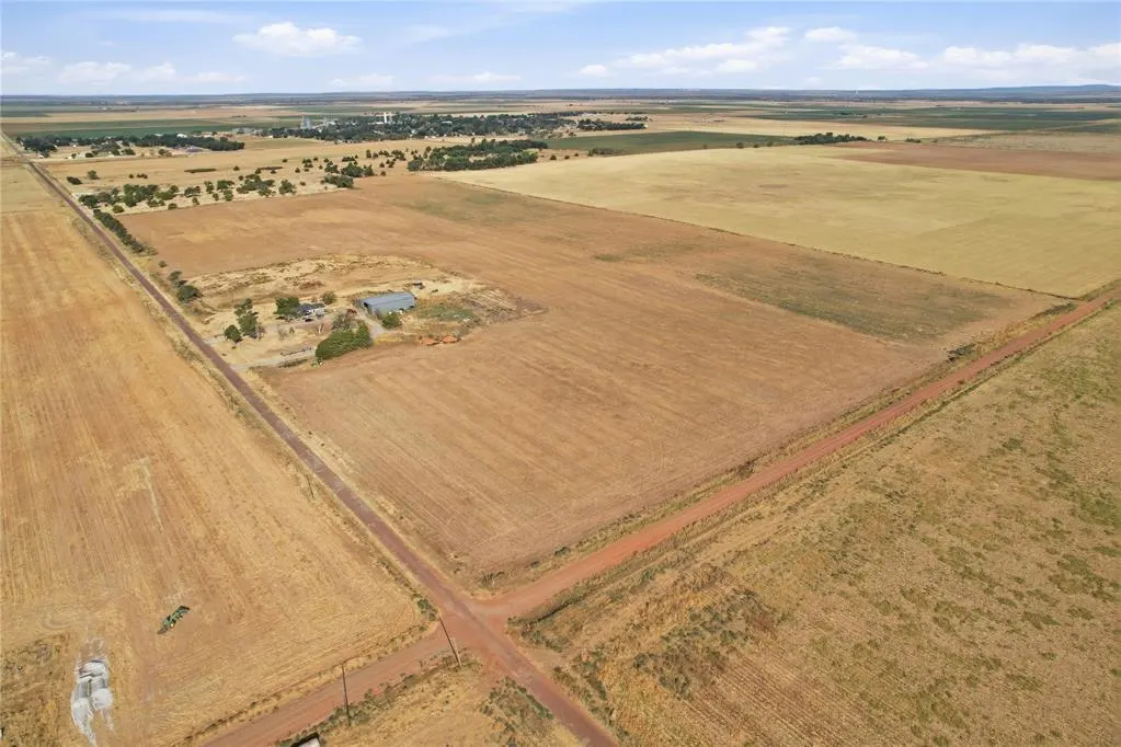 Front exterior — County Road Ew 174, Tipton, OK 73570
