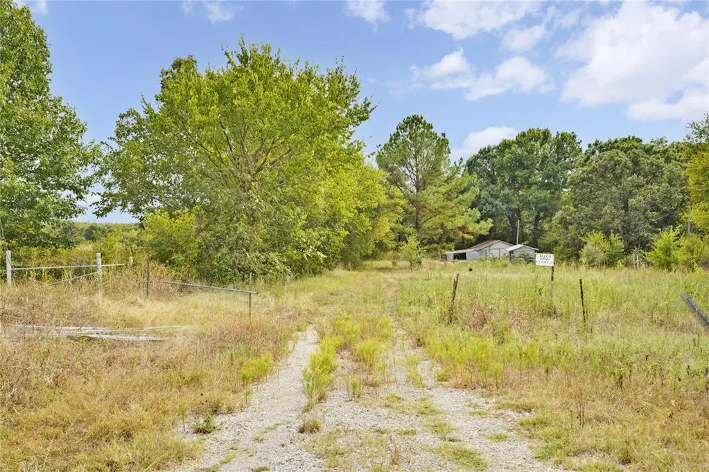 Photo 13 — 19549 W Us Highway 70 Highway, Lone grove, OK 73443