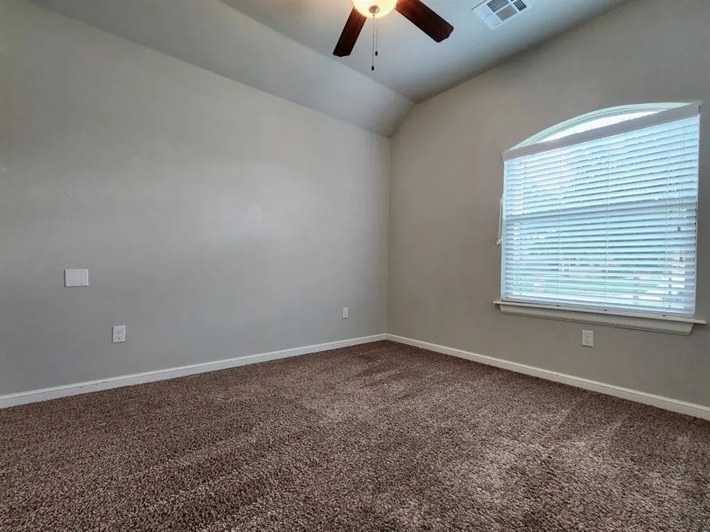Photo 23 — 11309 NW 104th Street, Yukon, OK 73099