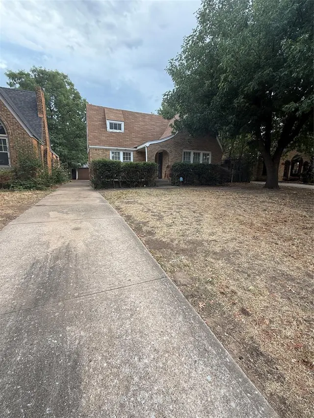 Photo 2 — 2856 NW 20th Street, Oklahoma City, OK 73107