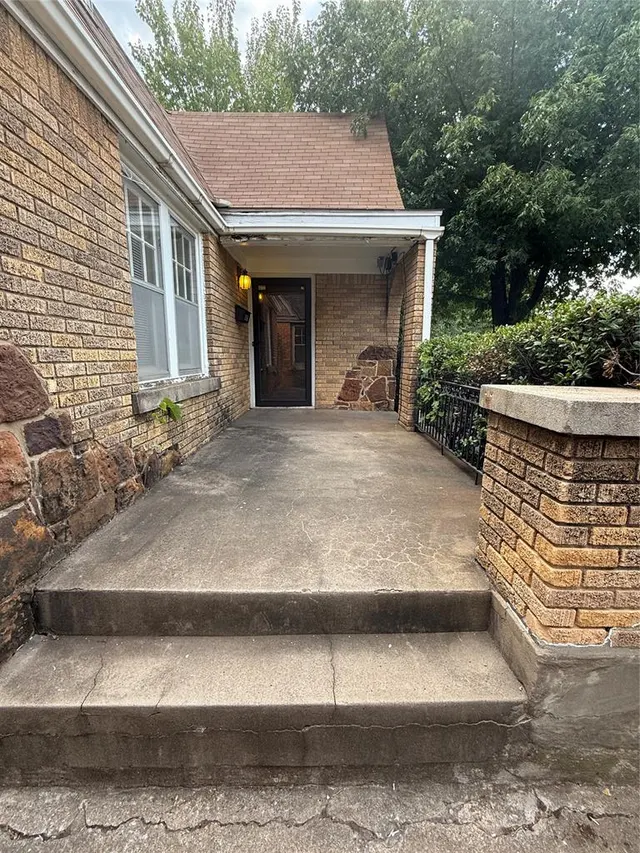 Photo 3 — 2856 NW 20th Street, Oklahoma City, OK 73107