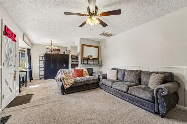 Photo 6 — 208 E 30th Street, Edmond, OK 73013