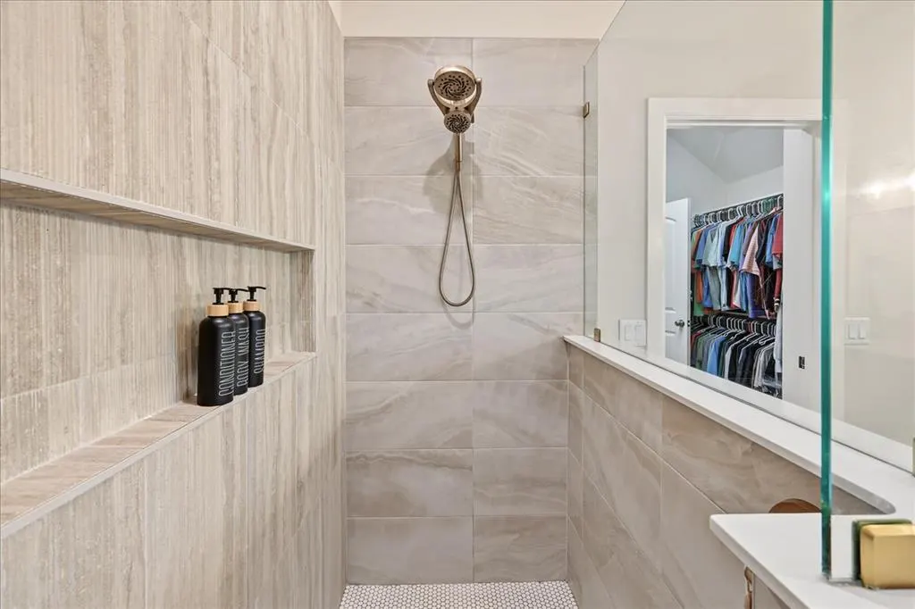 Photo 12 — 2421 Rumble Court, Edmond, OK 73034