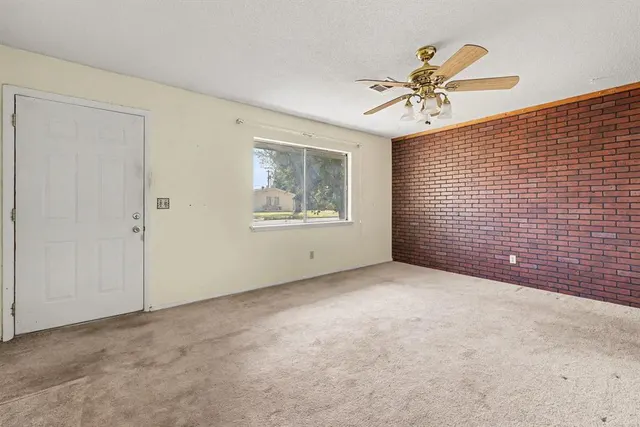 Photo 2 — 7721 NW 30th Street, Bethany, OK 73008