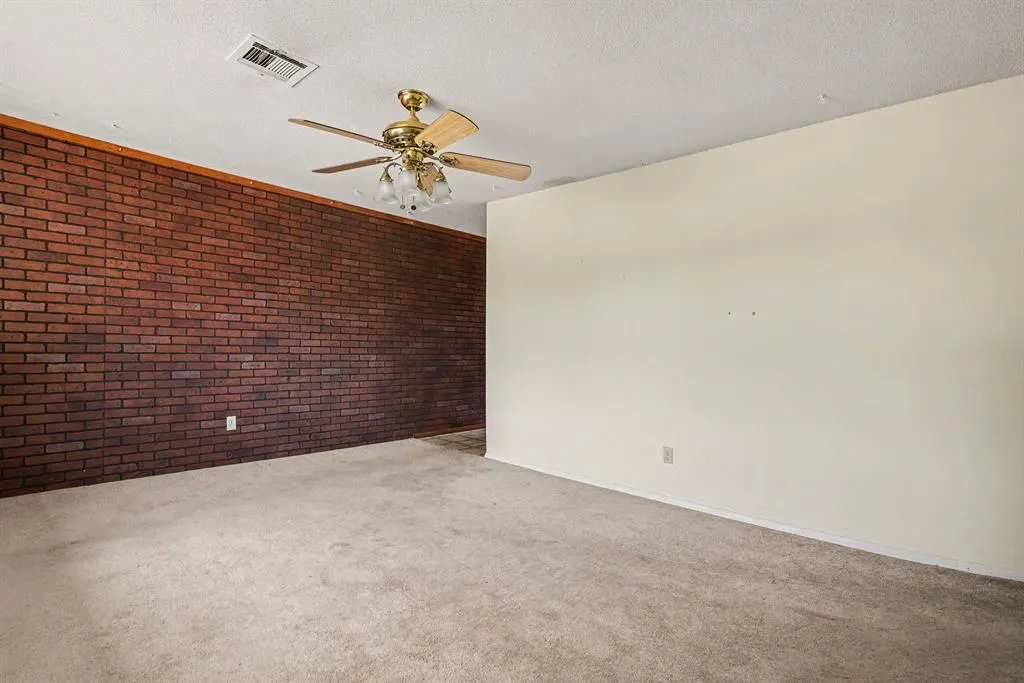 Photo 3 — 7721 NW 30th Street, Bethany, OK 73008
