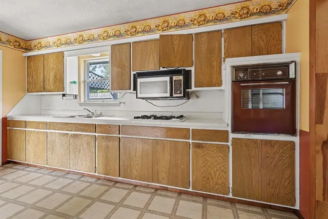 Photo 8 — 7721 NW 30th Street, Bethany, OK 73008