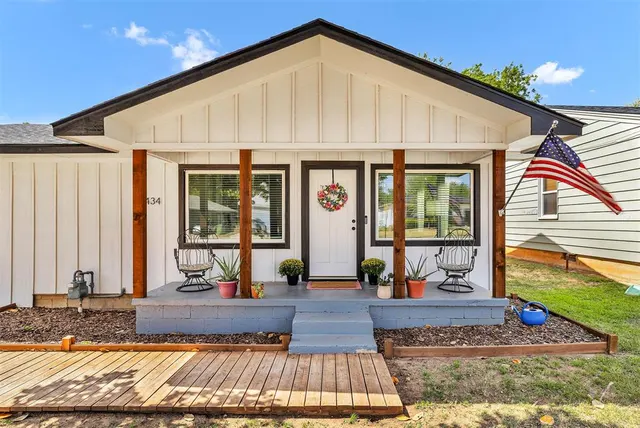 Photo 6 — 434 S 7th Street, Yukon, OK 73099