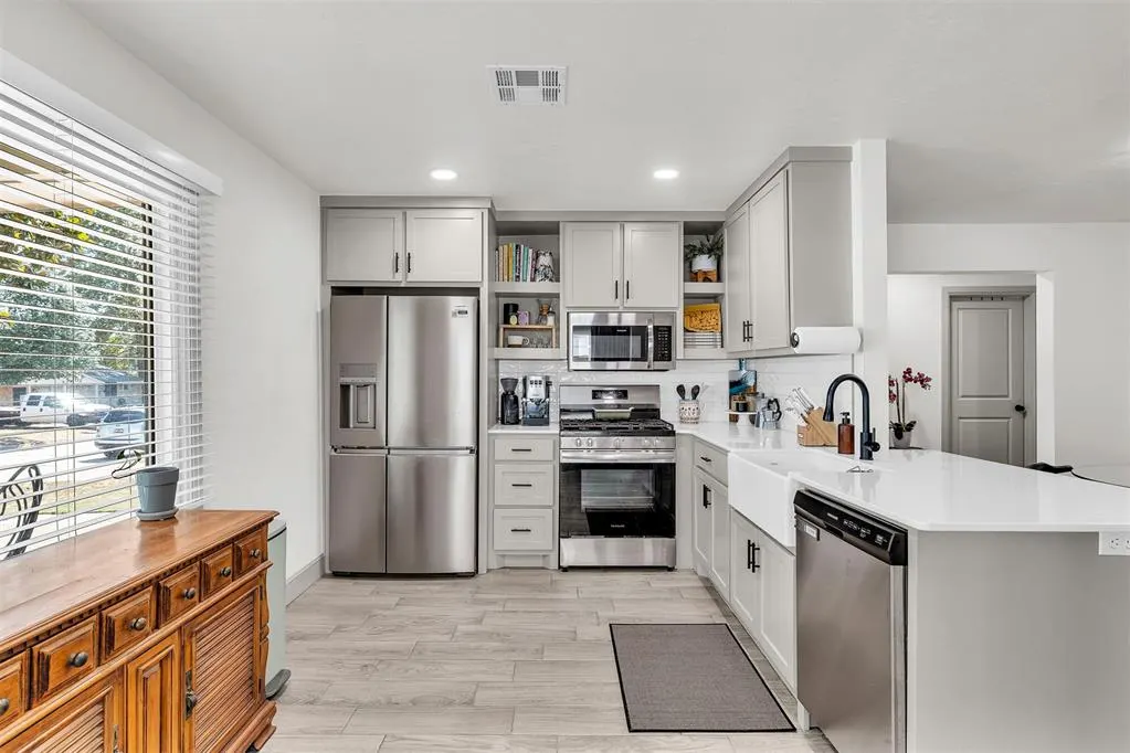 Photo 12 — 434 S 7th Street, Yukon, OK 73099