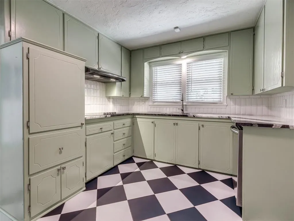 Photo 13 — 1103 W Wade Street, El Reno, OK 73036