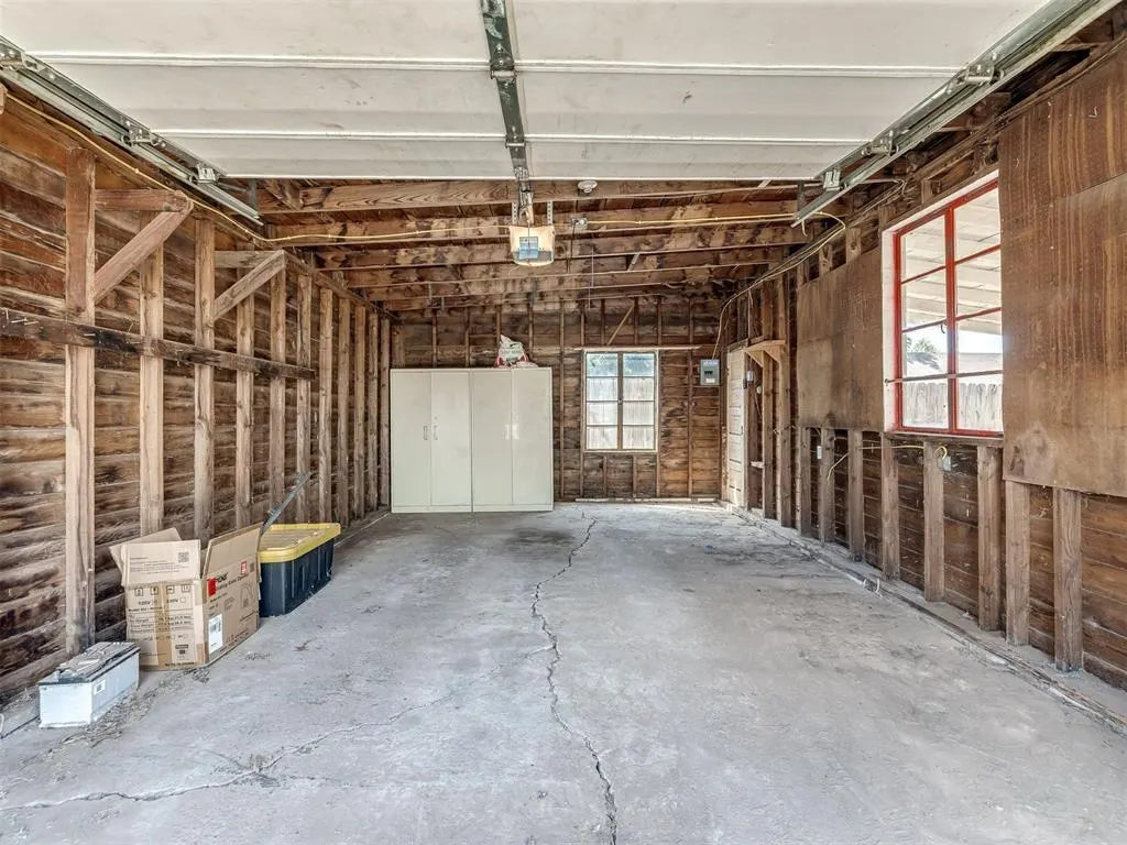 Photo 42 — 1103 W Wade Street, El Reno, OK 73036