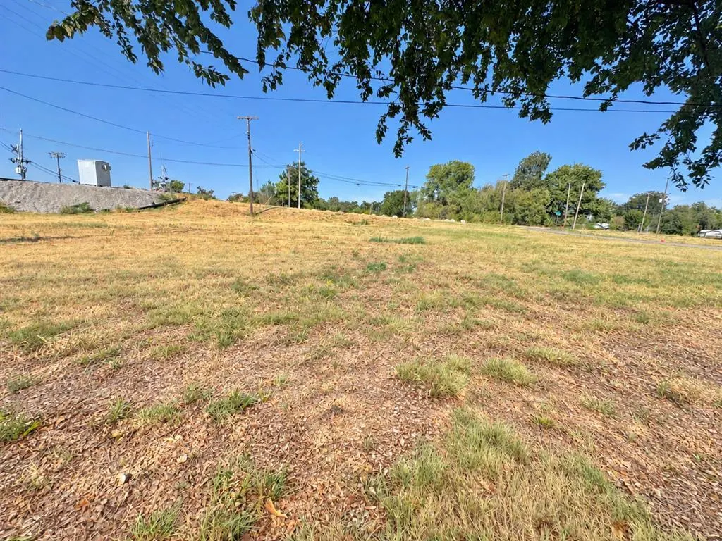 Photo 5 — 2536 W Lindley Avenue, Oklahoma City, OK 73107