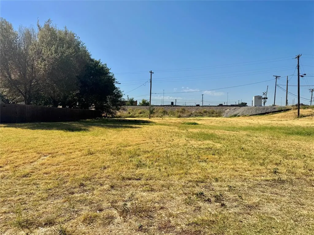 Photo 6 — 2536 W Lindley Avenue, Oklahoma City, OK 73107