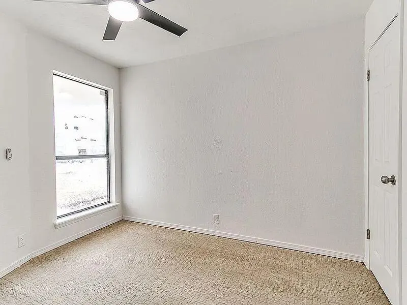 Photo 7 — 800 NW 113th Street, Oklahoma City, OK 73114