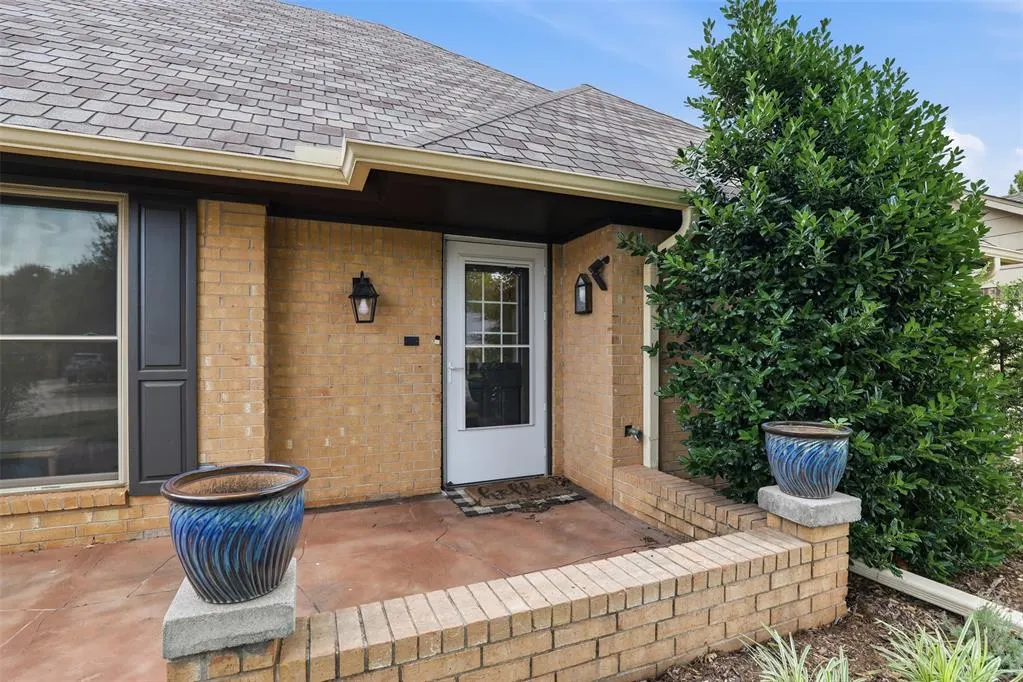 Photo 5 — 13404 Green Valley Drive, Oklahoma City, OK 73120