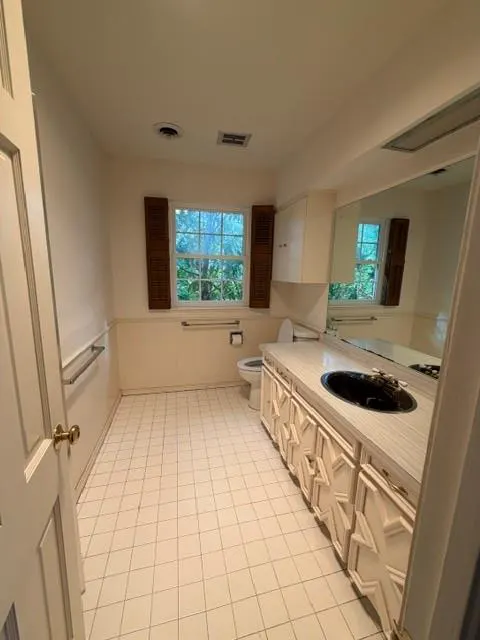 Photo 16 — 3315 Robin Ridge Road, Oklahoma City, OK 73120