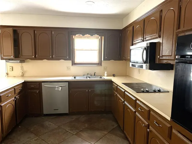 Photo 7 — 5136 SE 51st Street, Del City, OK 73135