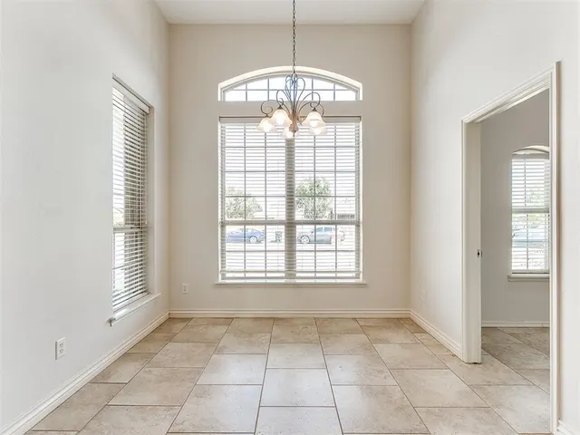 Photo 5 — 4100 Queensbury Court, Norman, OK 73072