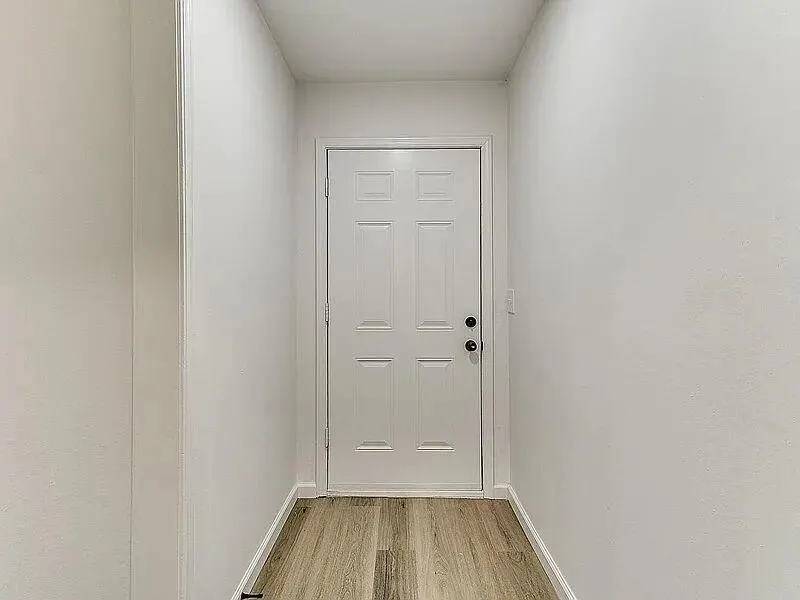 Photo 8 — 10917 N McKinley Avenue, Oklahoma City, OK 73114