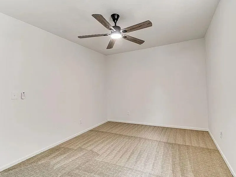 Photo 31 — 10917 N McKinley Avenue, Oklahoma City, OK 73114