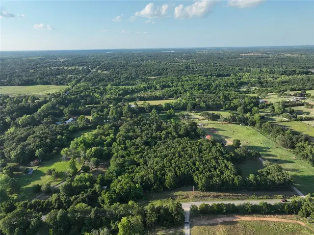Photo 3 — 30098 Homer Lane, Shawnee, OK 74801
