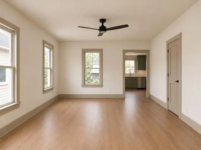 Photo 3 — 705 S Rock Island Avenue, El Reno, OK 73036