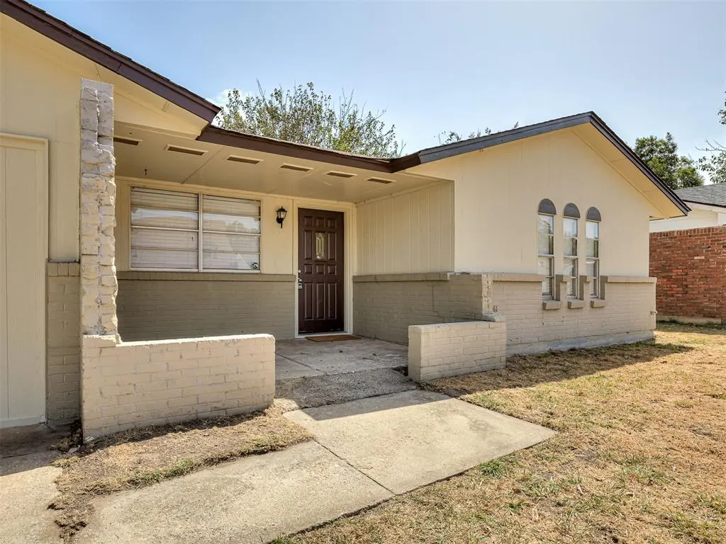 Photo 5 — 9404 S Winston Way, Oklahoma City, OK 73139