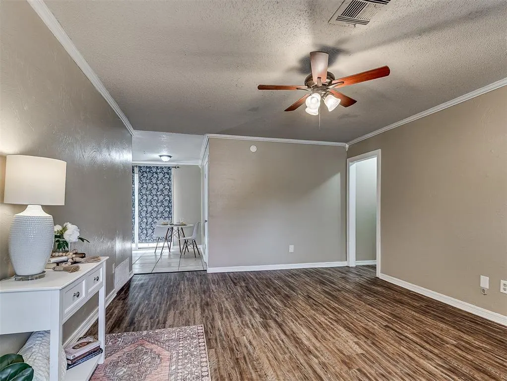 Photo 24 — 9404 S Winston Way, Oklahoma City, OK 73139