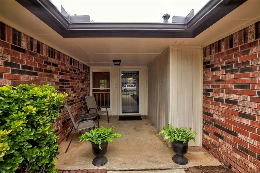 Photo 4 — 1201 Morrison Trail, Edmond, OK 73012