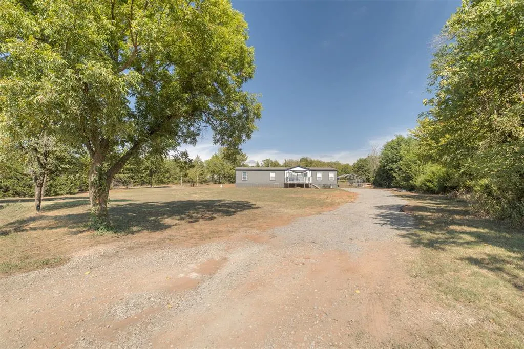 Front exterior — 333846 E 990 Road, Wellston, OK 74881