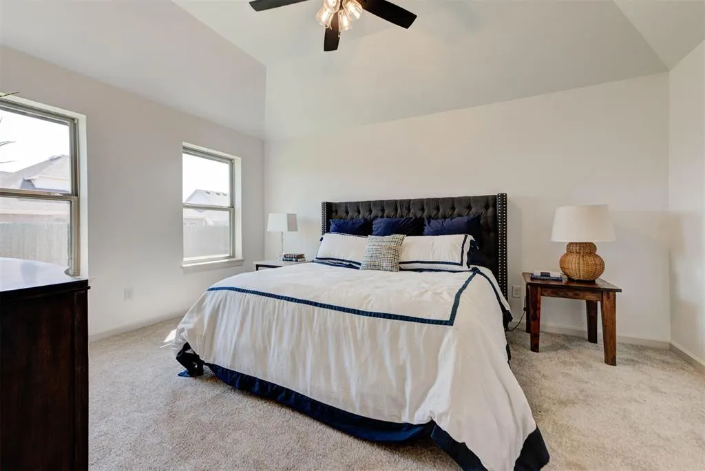Photo 23 — 10528 NW 33rd Place, Yukon, OK 73099