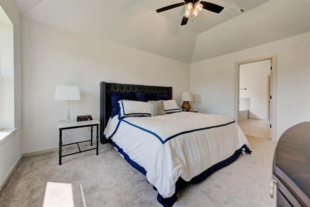Photo 24 — 10528 NW 33rd Place, Yukon, OK 73099