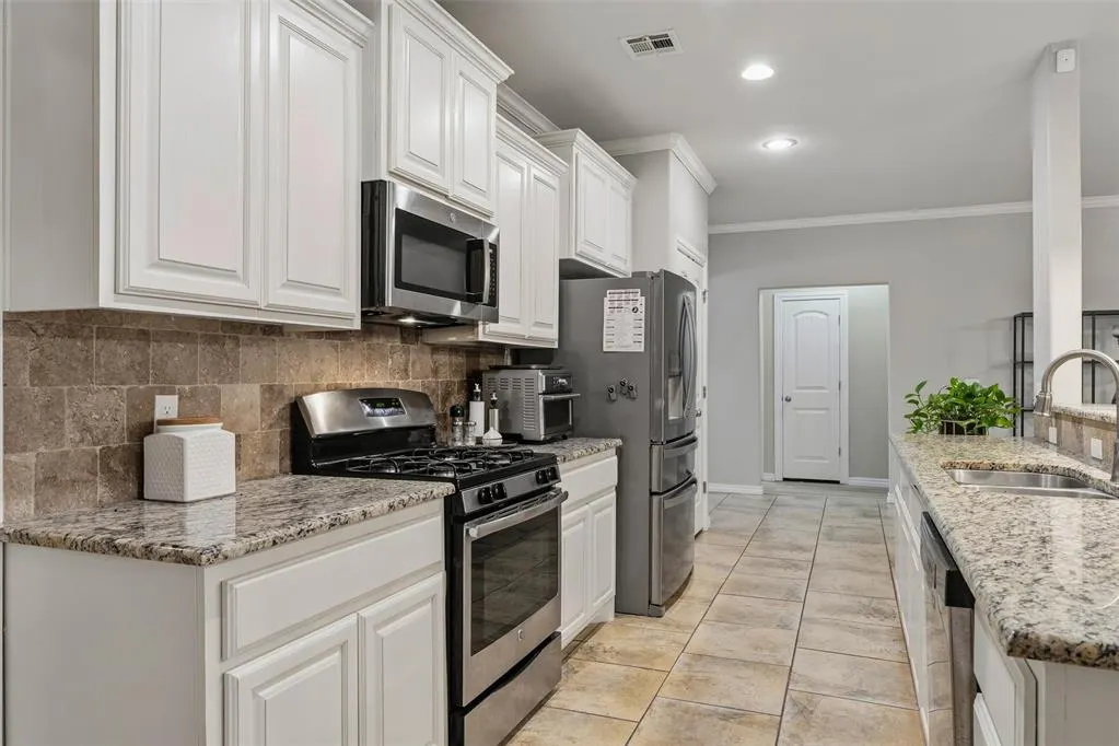 Photo 14 — 3225 Wakefield Road, Edmond, OK 73034