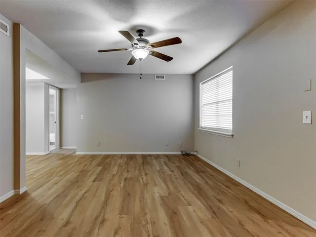 Photo 6 — 14325 N Pennsylvania 37A, Oklahoma City, OK 73134
