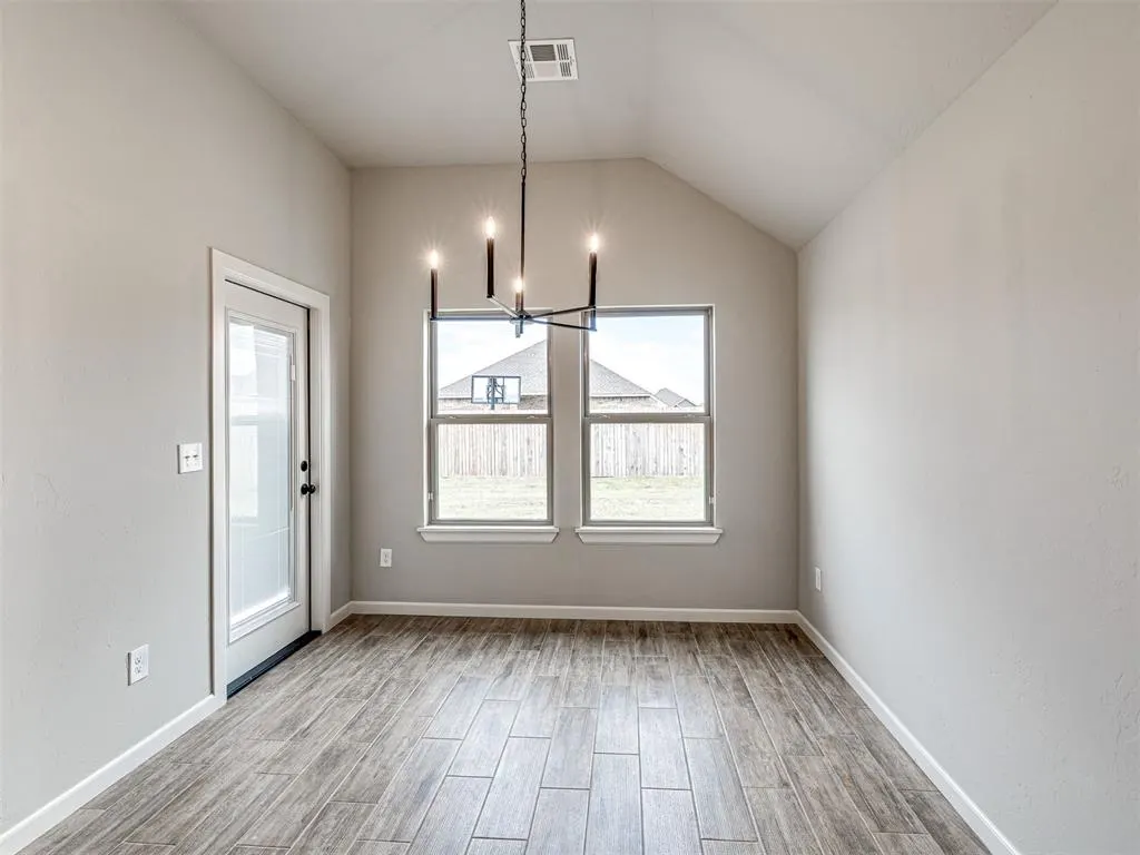 Photo 22 — 628 Honey Springs Lane, Shawnee, OK 74804