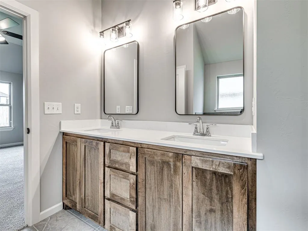 Photo 31 — 628 Honey Springs Lane, Shawnee, OK 74804