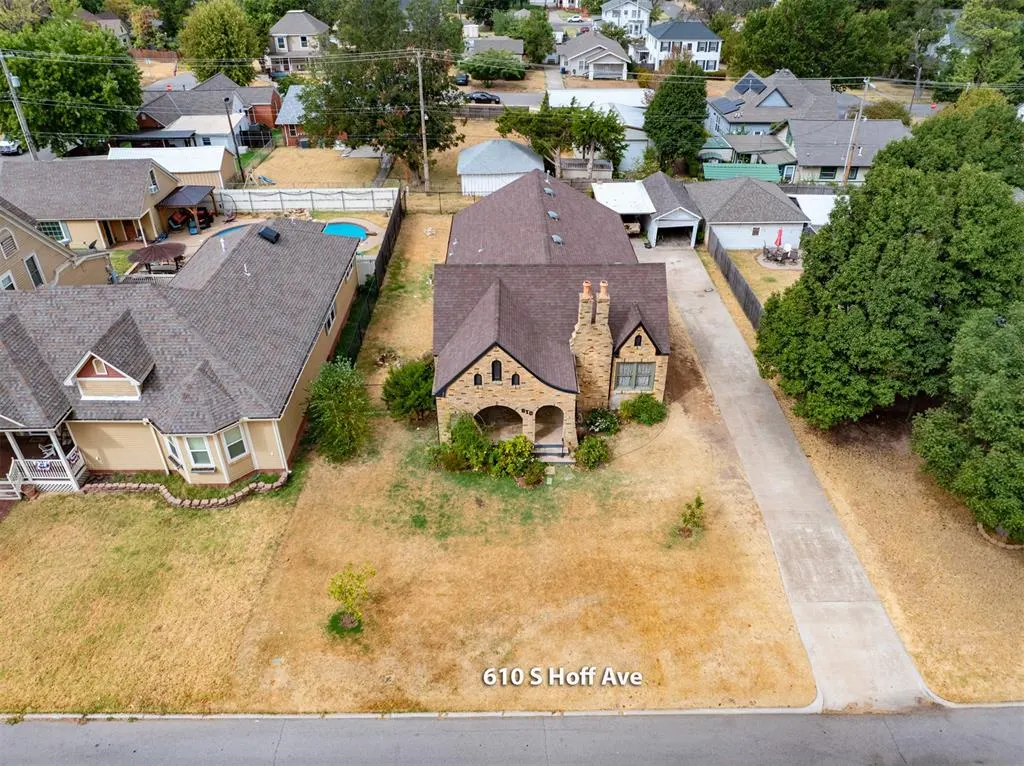 Photo 2 — 610 S Hoff Avenue, El Reno, OK 73036