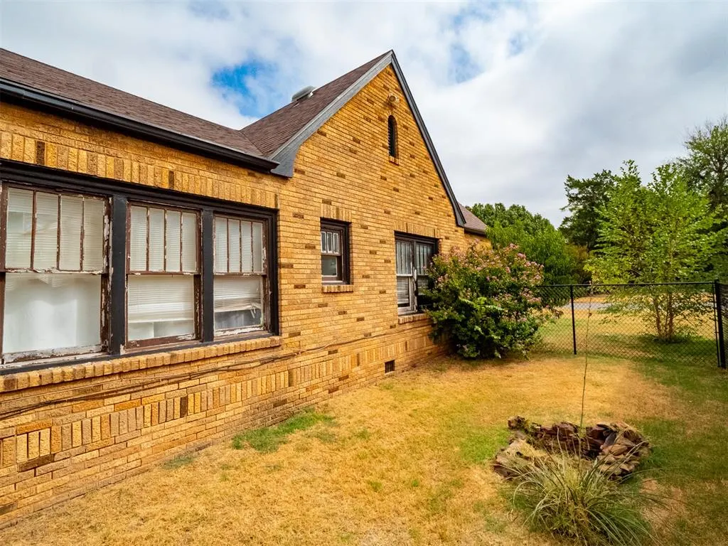 Photo 10 — 610 S Hoff Avenue, El Reno, OK 73036
