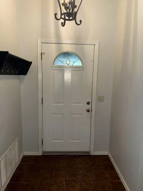 Photo 3 — 1004 SW 11th Street, Moore, OK 73160