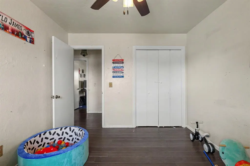 Photo 13 — 1004 SW 11th Street, Moore, OK 73160