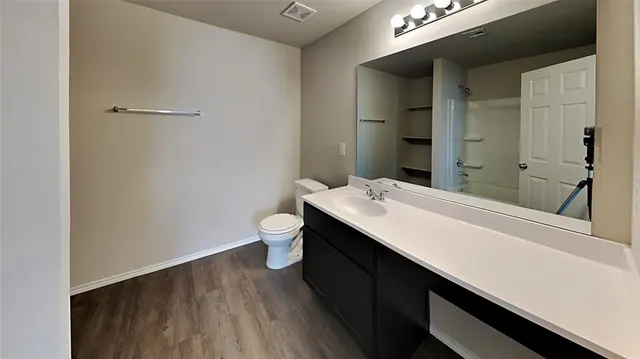 Photo 8 — 9905 Rattlesnake Lane, Yukon, OK 73099