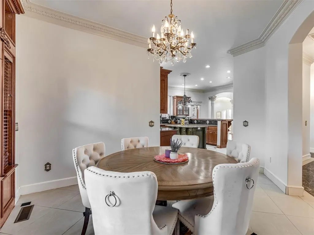 Photo 12 — 2316 E Overholser Court, Oklahoma City, OK 73127