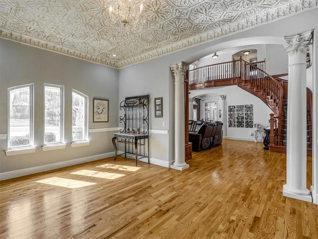 Photo 14 — 2316 E Overholser Court, Oklahoma City, OK 73127