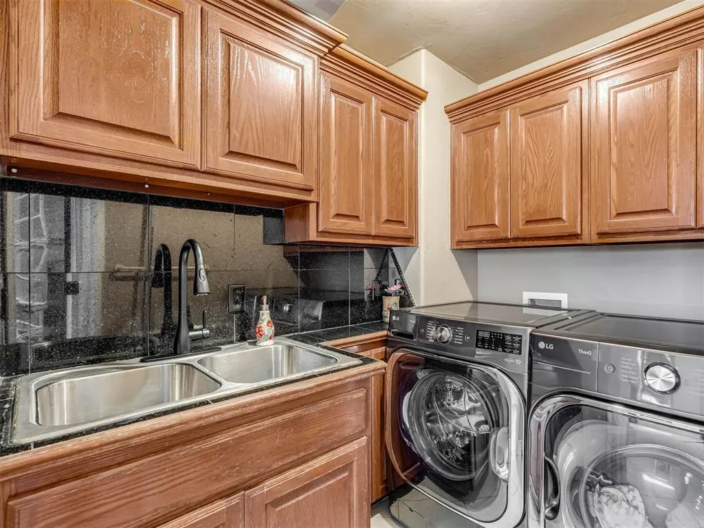 Photo 25 — 2316 E Overholser Court, Oklahoma City, OK 73127