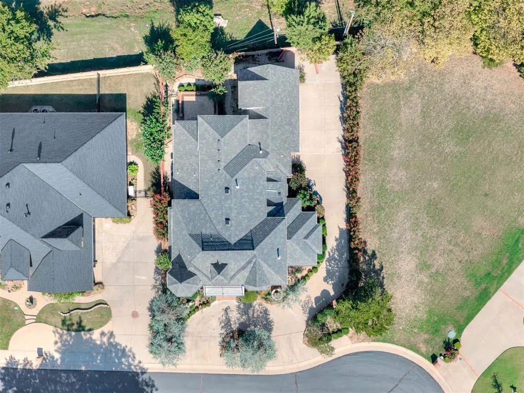 Photo 32 — 2316 E Overholser Court, Oklahoma City, OK 73127