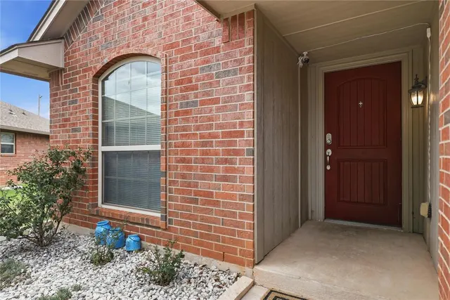 Photo 5 — 605 Inverleith Circle, Yukon, OK 73099