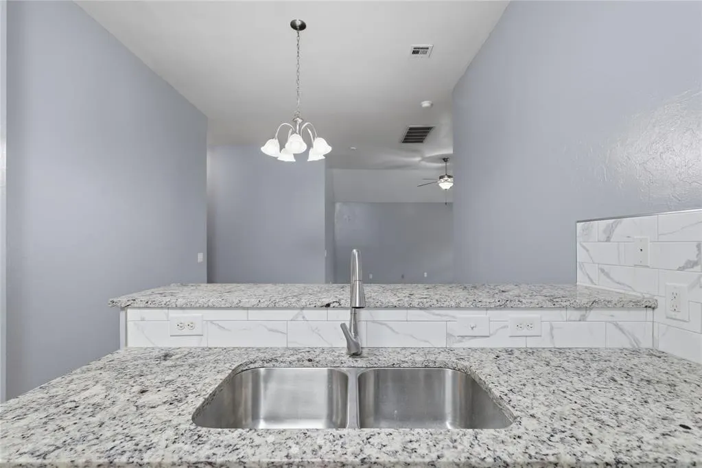 Photo 13 — 605 Inverleith Circle, Yukon, OK 73099