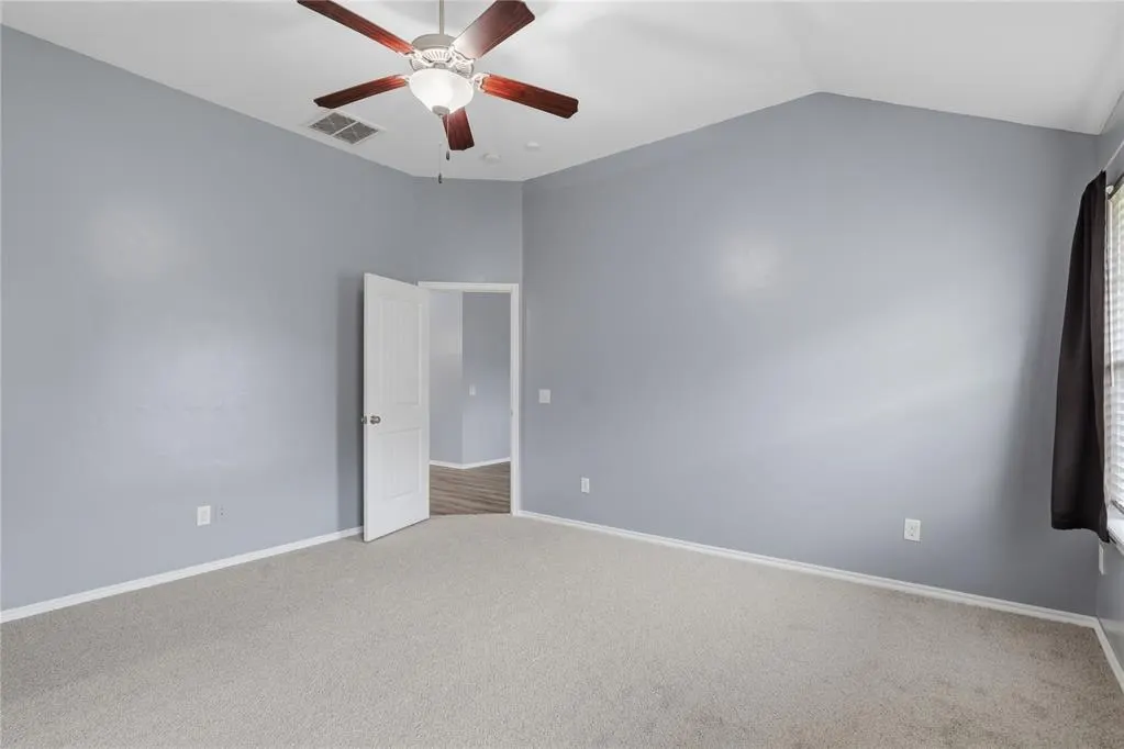 Photo 18 — 605 Inverleith Circle, Yukon, OK 73099