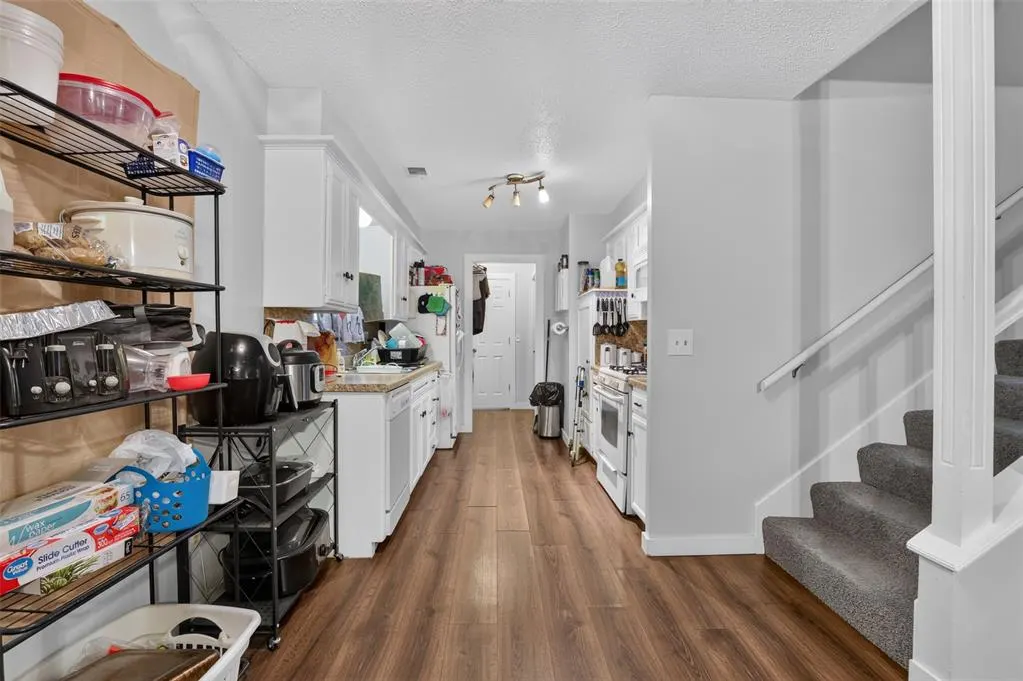 Photo 14 — 4736 Newport Drive, Del City, OK 73115
